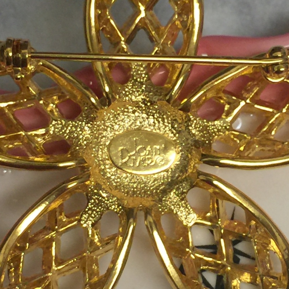 Joan Rivers Flower Brooch - Picture 2 of 4
